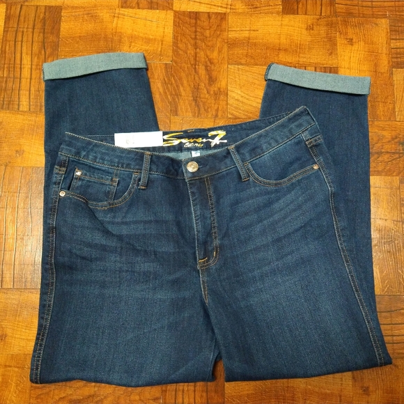 Seven7 Weekend Boyfriend Dark Blue Jeans Tulum Easy Fit Women's 10 NWT - Picture 1 of 7